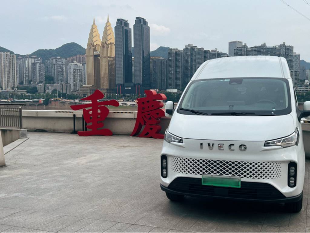 山城新旅途：一位资深旅游人与25台依维柯聚星的“双向奔赴” - 第3张