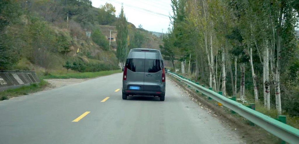 见证变迁,远见先行:一位宁夏客运老兵与依维柯聚星的转型之路 - 第5张 - 提加商用车网 见证变迁,远见先行:一位宁夏客运老兵与依维柯聚星的转型之路 - 第5张