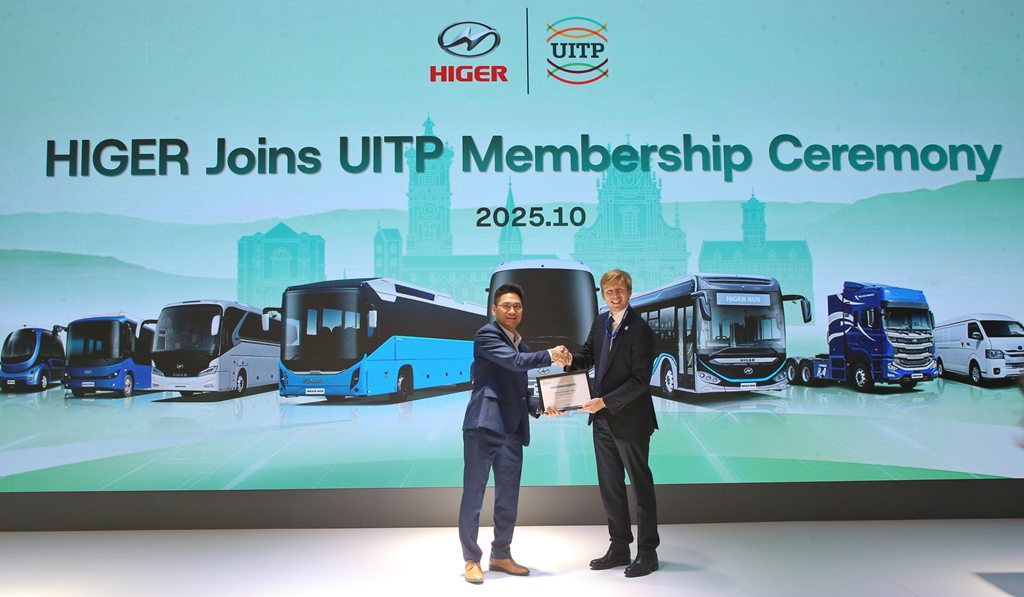 中国客车“惊艳”欧洲!苏州金龙比利时车展的精彩瞬间 - 第8张 - 提加商用车网 中国客车“惊艳”欧洲!苏州金龙比利时车展的精彩瞬间 - 第8张