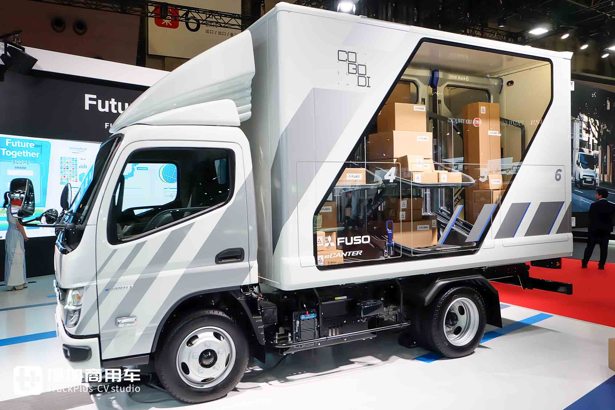 2025日本移动出行展｜氢内燃机、氢燃料电池同台竞技！三菱扶桑展品阵容实拍 - 第20张