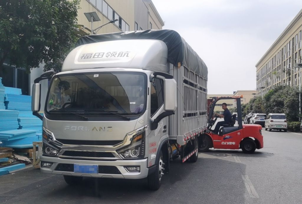 领航大G-F28T气体机轻卡，动力强劲气耗低，带靳师傅走出黄土高原 - 第2张