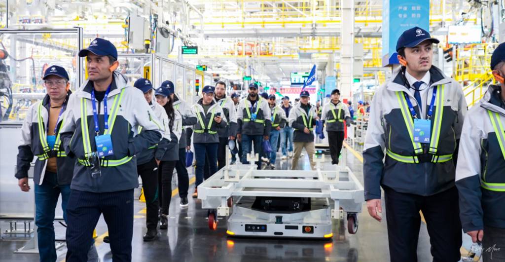 福田专列驰骋中国速度,全球伙伴共鉴智造辉煌 - 第4张 - 提加商用车网 福田专列驰骋中国速度,全球伙伴共鉴智造辉煌 - 第4张