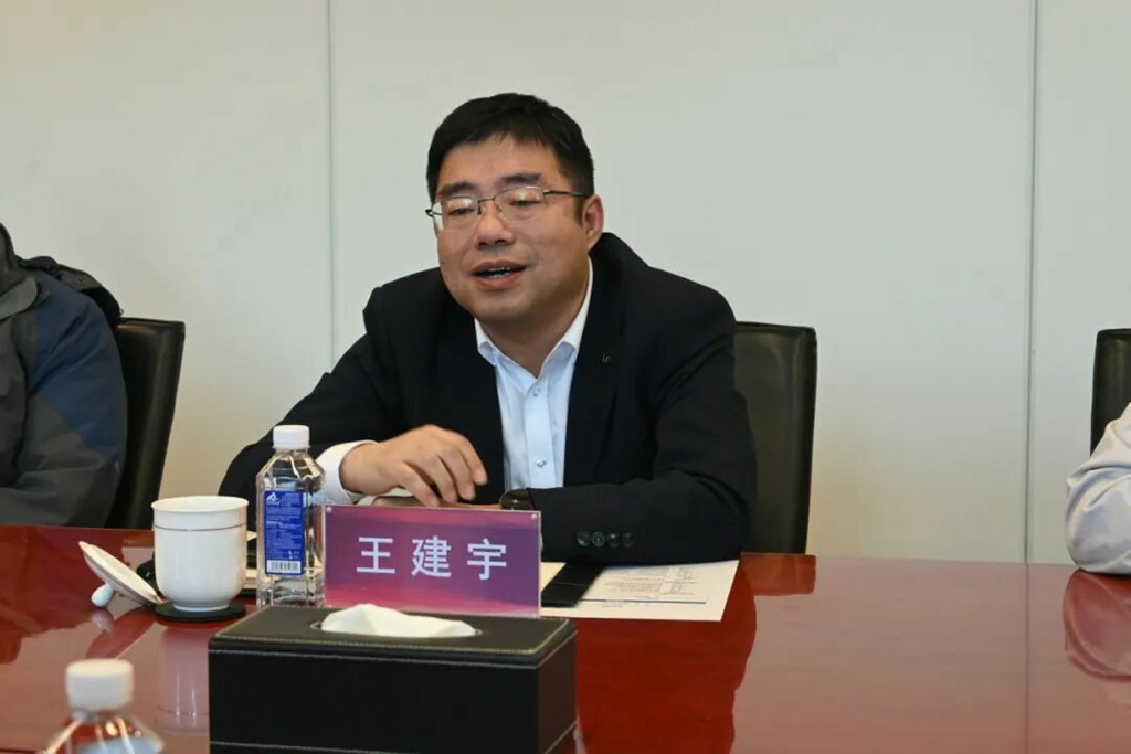 吉林省交通厅赴一汽解放调研 - 第3张 - 提加商用车网 吉林省交通厅赴一汽解放调研 - 第3张