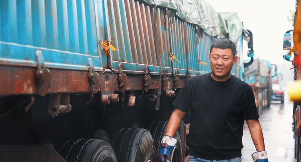 东风天龙KL充电版牵引车:车队实测,可靠又省心 - 第6张 - 提加商用车网 东风天龙KL充电版牵引车:车队实测,可靠又省心 - 第6张