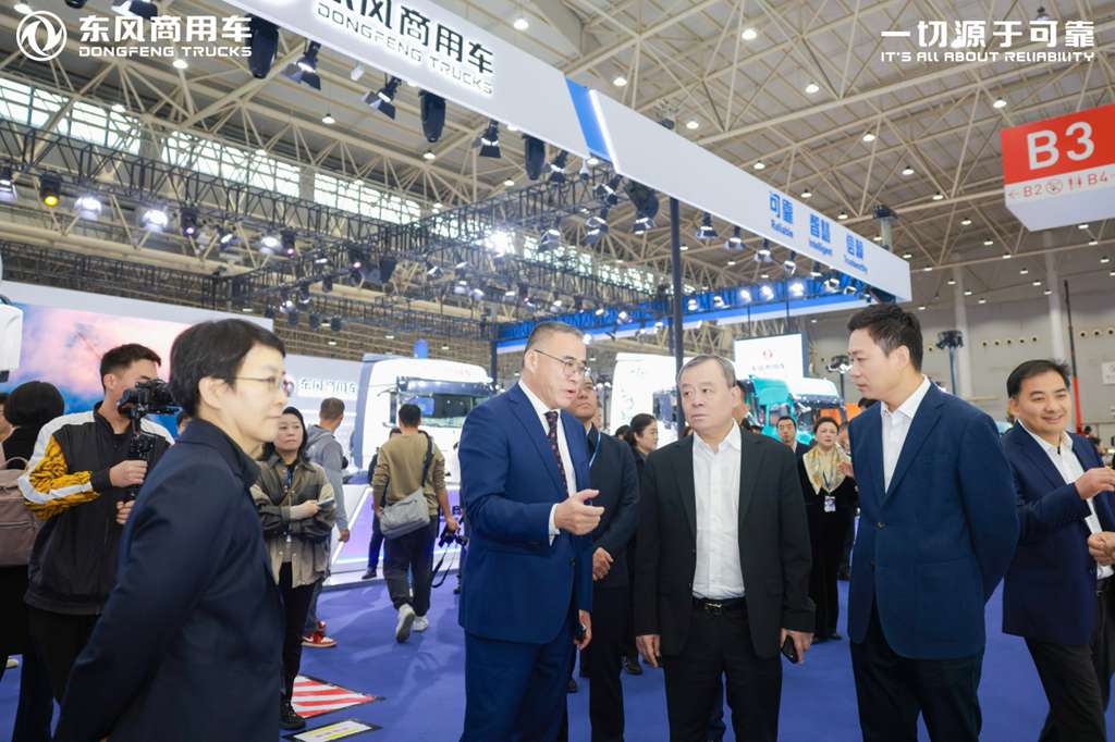 智绘点亮绿色征程,东风商用车2025中国国际商用车展重磅开启 - 第2张 - 提加商用车网 智绘点亮绿色征程,东风商用车2025中国国际商用车展重磅开启 - 第2张