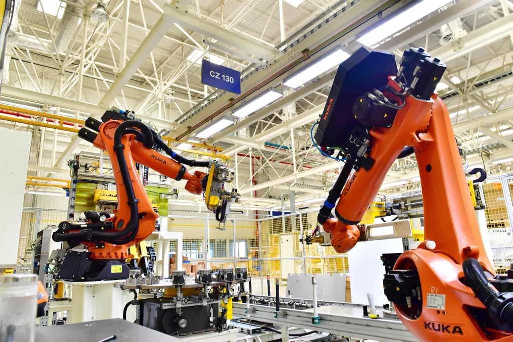 南京依维柯荣膺“高效运营先锋奖”,树商用车可持续发展新标杆 - 第2张 - 提加商用车网 南京依维柯荣膺“高效运营先锋奖”,树商用车可持续发展新标杆 - 第2张