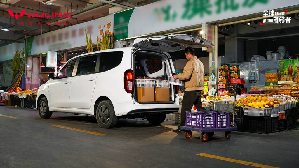 五菱宏光家族矩阵焕新,以多元动力响应市场需求——一车三动力,五菱宏光家族全面焕新 - 第5张 - 提加商用车网 五菱宏光家族矩阵焕新,以多元动力响应市场需求——一车三动力,五菱宏光家族全面焕新 - 第5张
