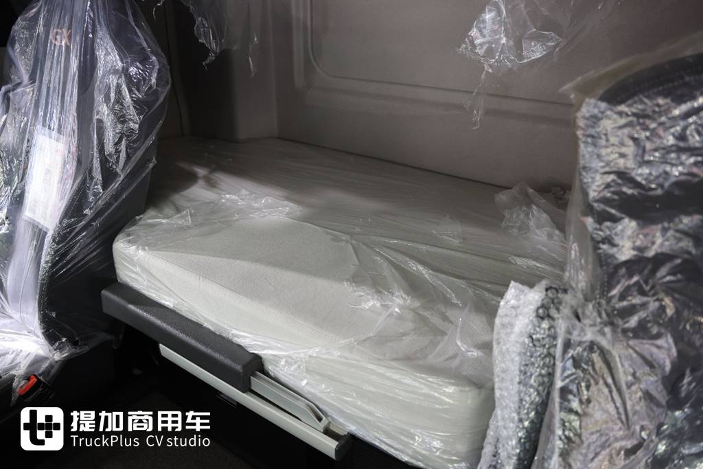 欧洲人抢着要的国产氢能半挂，续航超700km，欧洲版东风天龙GX氢燃料电池牵引车实拍 - 第17张