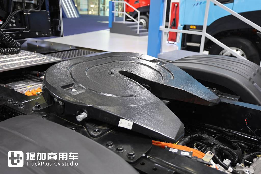 欧洲人抢着要的国产氢能半挂，续航超700km，欧洲版东风天龙GX氢燃料电池牵引车实拍 - 第5张