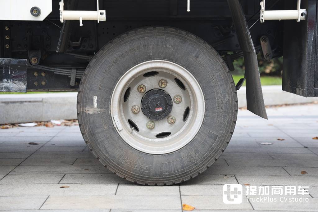 大电量高承载,满足宽体车需求,重汽悍将黄绿牌纯电轻卡实拍 - 第4张 - 提加商用车网 大电量高承载,满足宽体车需求,重汽悍将黄绿牌纯电轻卡实拍 - 第4张