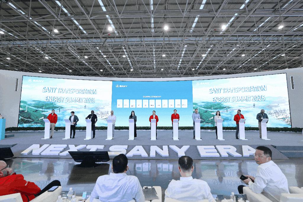 NEXT SANY ERA | 三一2025全球交通能源峰会在三一智联重卡产业园圆满举办！ - 第9张