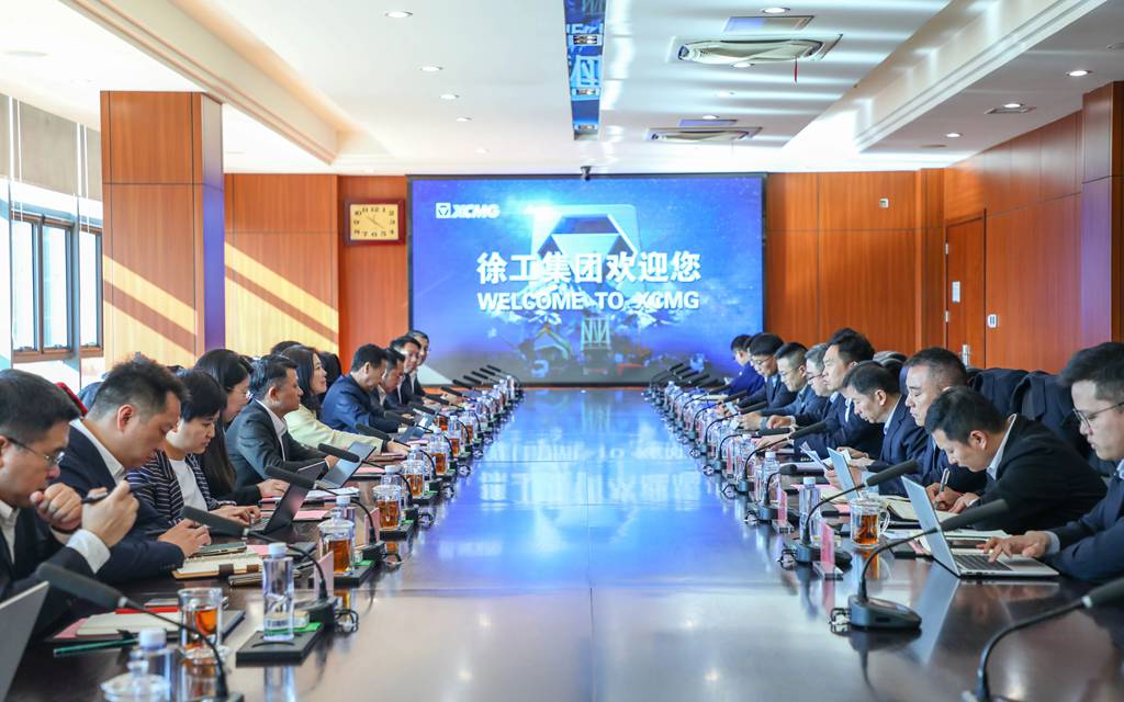 徐工集团与京东集团签署战略合作 - 第1张 - 提加商用车网 徐工集团与京东集团签署战略合作 - 第1张