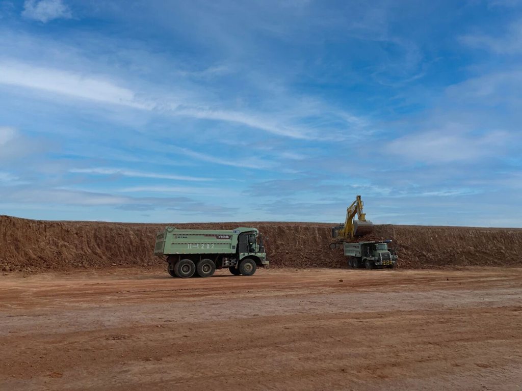 2025,微宏动力矿卡“芯”战记:从边疆到未来 - 第1张 - 提加商用车网 2025,微宏动力矿卡“芯”战记:从边疆到未来 - 第1张