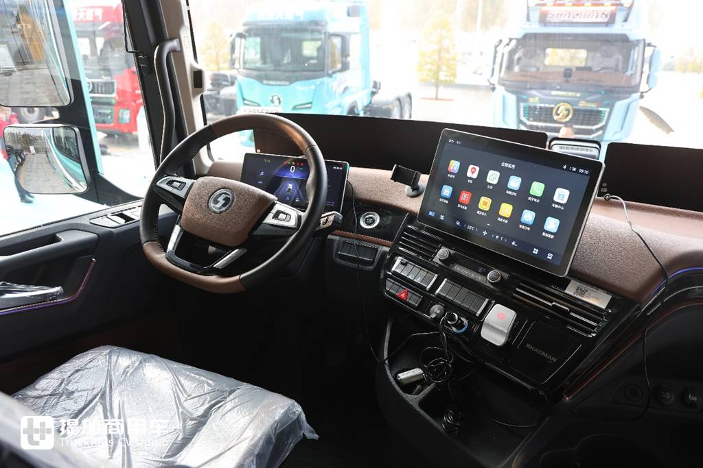 高端再进一步，全新德龙X6000来袭，实拍超凡旗舰牵引车带你看看都升级改进了啥！ - 第10张