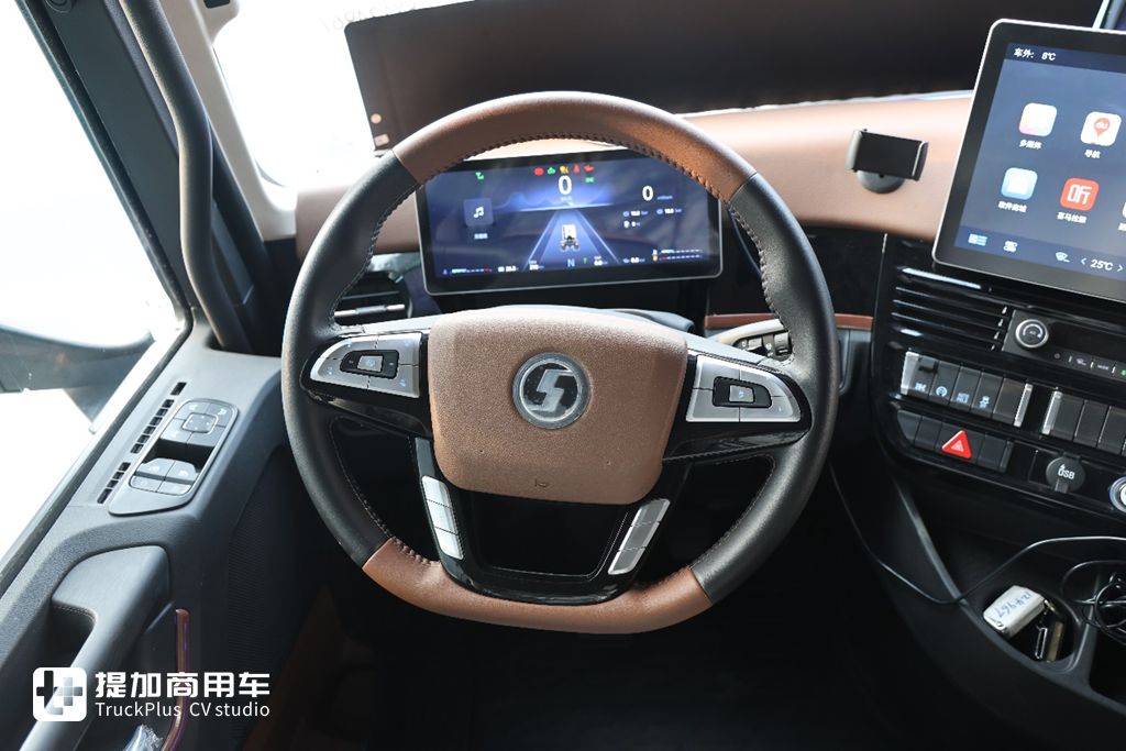 高端再进一步，全新德龙X6000来袭，实拍超凡旗舰牵引车带你看看都升级改进了啥！ - 第11张