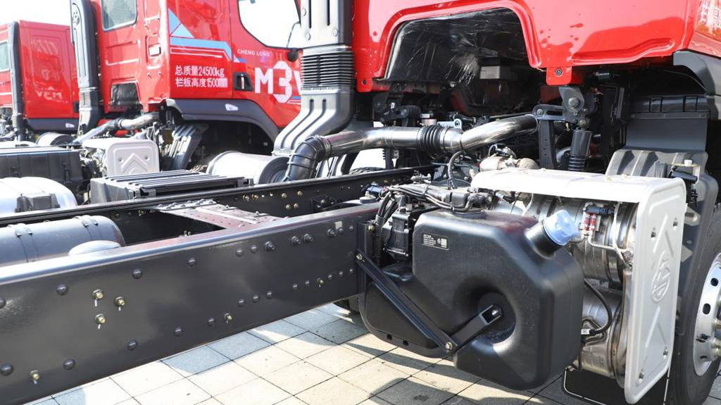 破解极限工况运输痛点 乘龙H5 4×2极限自卸车助卡友创富 - 第2张 - 提加商用车网 破解极限工况运输痛点 乘龙H5 4×2极限自卸车助卡友创富 - 第2张