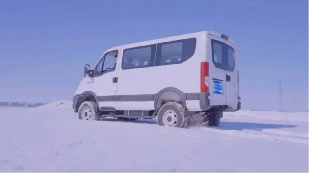 冰雪征途,越野越行——开着依维柯欧霸·山海去“冬游” - 第4张 - 提加商用车网 冰雪征途,越野越行——开着依维柯欧霸·山海去“冬游” - 第4张