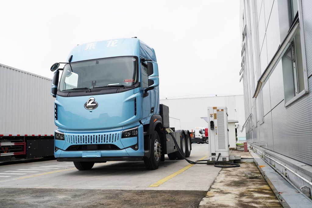 轻量化设计多拉700KG,乘龙翼威5助卡友“轻”松赚更多 - 第2张 - 提加商用车网 轻量化设计多拉700KG,乘龙翼威5助卡友“轻”松赚更多 - 第2张