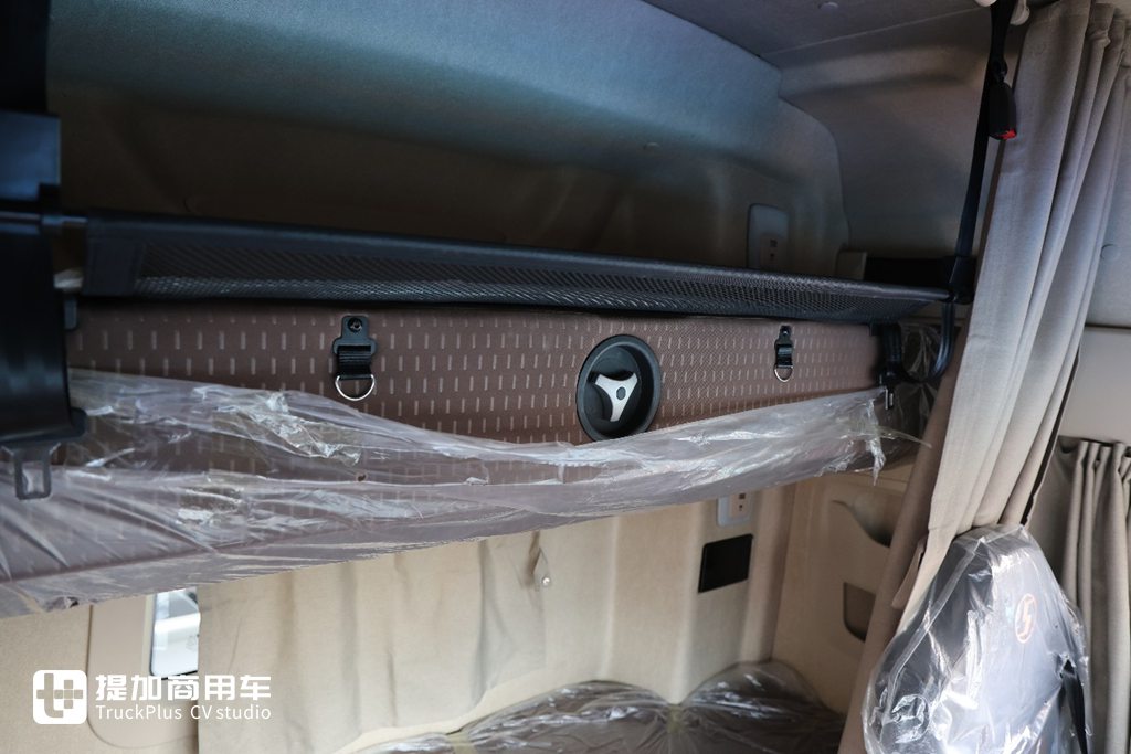 高端再进一步，全新德龙X6000来袭，实拍超凡旗舰牵引车带你看看都升级改进了啥！ - 第20张