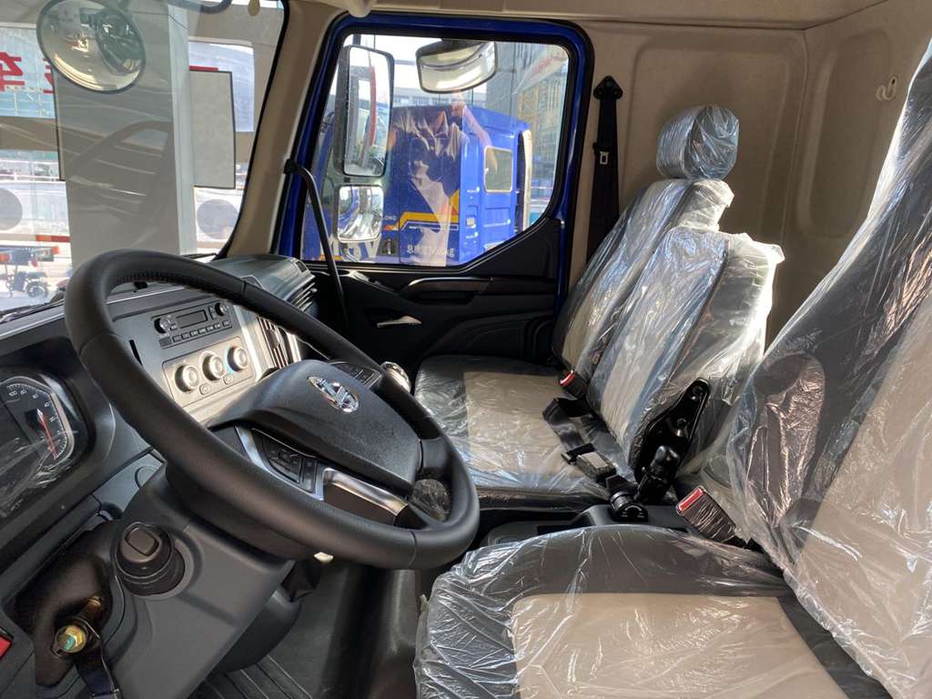 经典焕新，明星卡车乘龙纯电7米8他来了 - 第4张