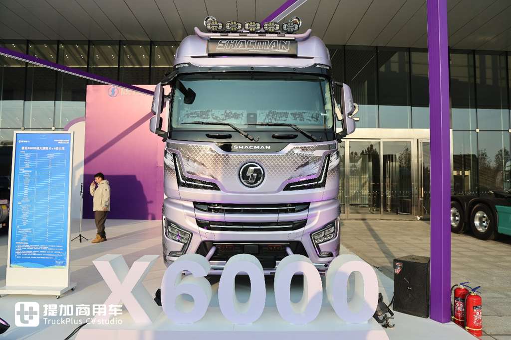 高端再进一步，全新德龙X6000来袭，实拍超凡旗舰牵引车带你看看都升级改进了啥！ - 第3张