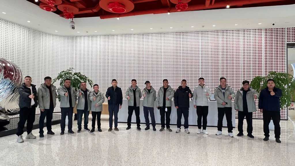 见证实力 共谋发展 | 东风轻型车意向伙伴走进智能制造阵地 - 第1张 - 提加商用车网 见证实力 共谋发展 | 东风轻型车意向伙伴走进智能制造阵地 - 第1张