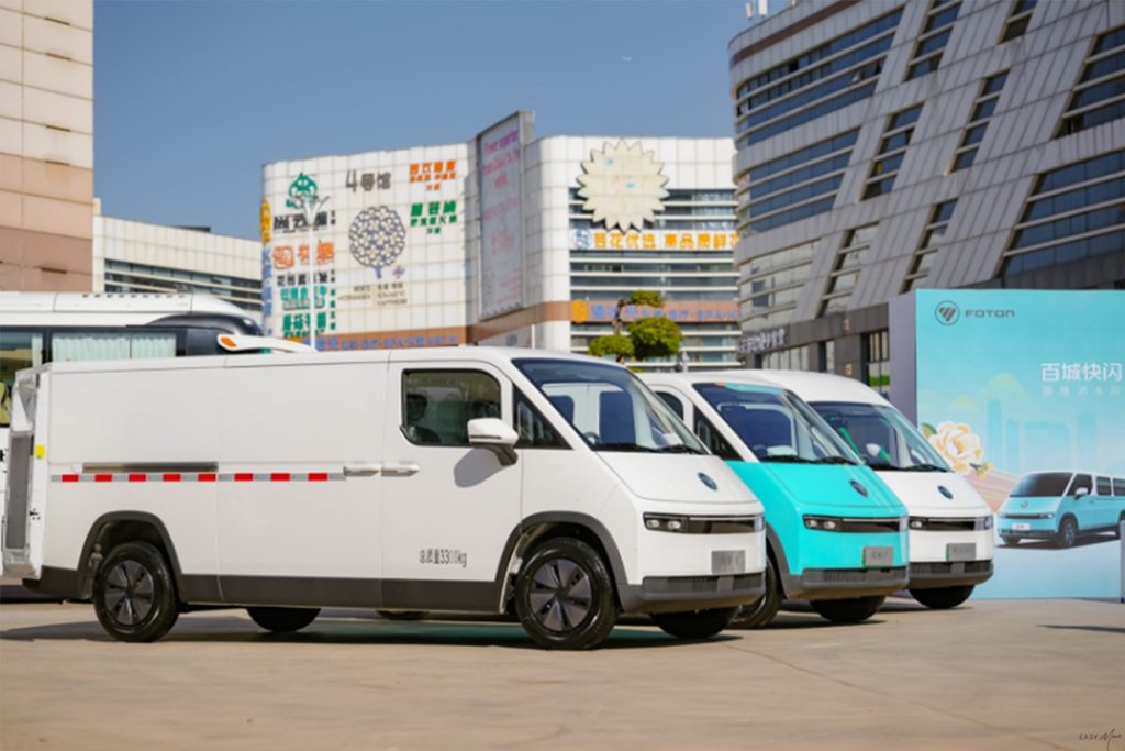 百城快闪融入春城脉络:福田图雅诺X6、风景i双星同台,演绎客运与城配硬实力 - 第3张 - 提加商用车网 百城快闪融入春城脉络:福田图雅诺X6、风景i双星同台,演绎客运与城配硬实力 - 第3张