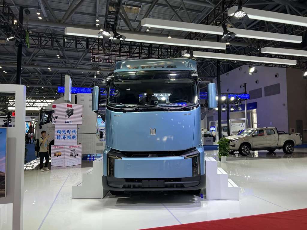 创富优选丨透过双重视角,读懂庆铃铃界超充重卡的硬核实力 - 第1张 - 提加商用车网 创富优选丨透过双重视角,读懂庆铃铃界超充重卡的硬核实力 - 第1张