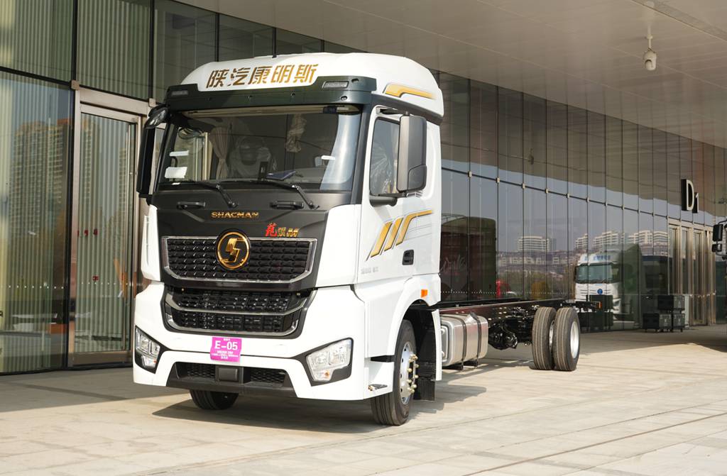 【西康资讯】全域深耕 全景突破!西安康明斯闪耀陕汽重卡2026商务年会! - 第8张 - 提加商用车网 【西康资讯】全域深耕 全景突破!西安康明斯闪耀陕汽重卡2026商务年会! - 第8张