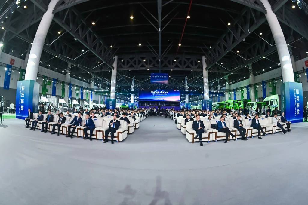 一汽解放焕新发布四款NG重型发动机产品! - 第3张 - 提加商用车网 一汽解放焕新发布四款NG重型发动机产品! - 第3张