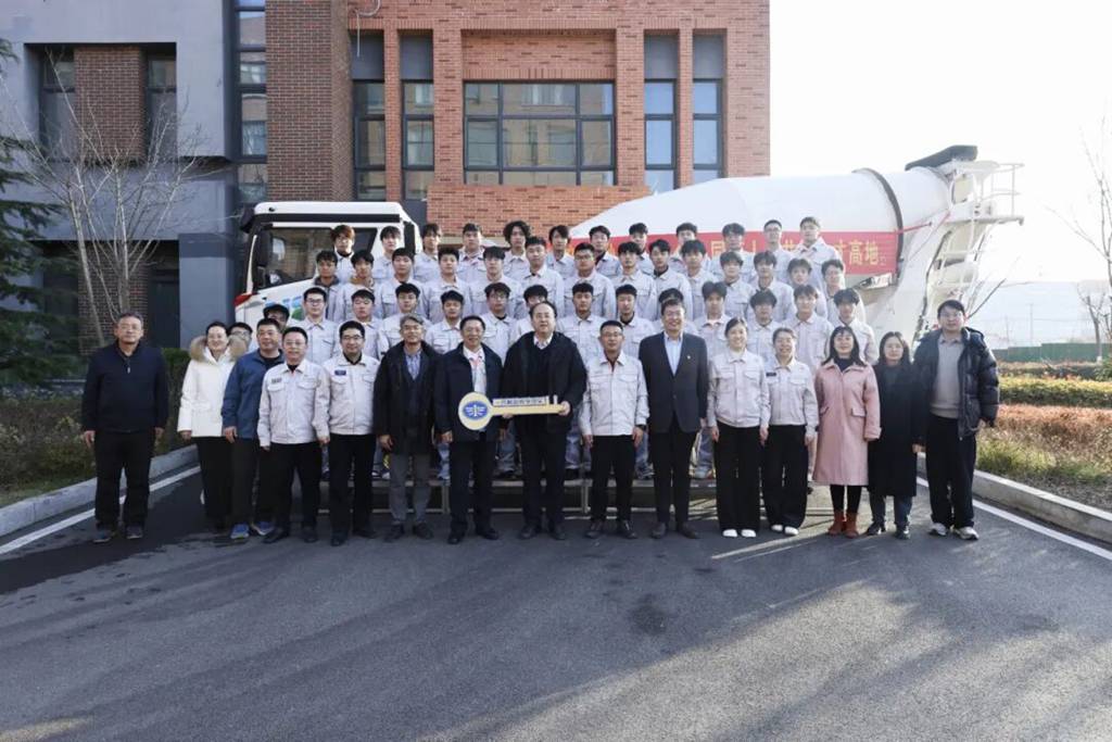 解放青汽公司与青岛工程职业学院校企合作正式启动 - 第4张