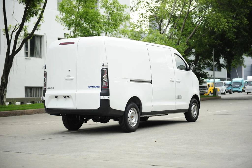 创富优选丨放胆闯,赢到爽!庆铃铃珑新能源VAN给你“撑腰” - 第6张 - 提加商用车网 创富优选丨放胆闯,赢到爽!庆铃铃珑新能源VAN给你“撑腰” - 第6张