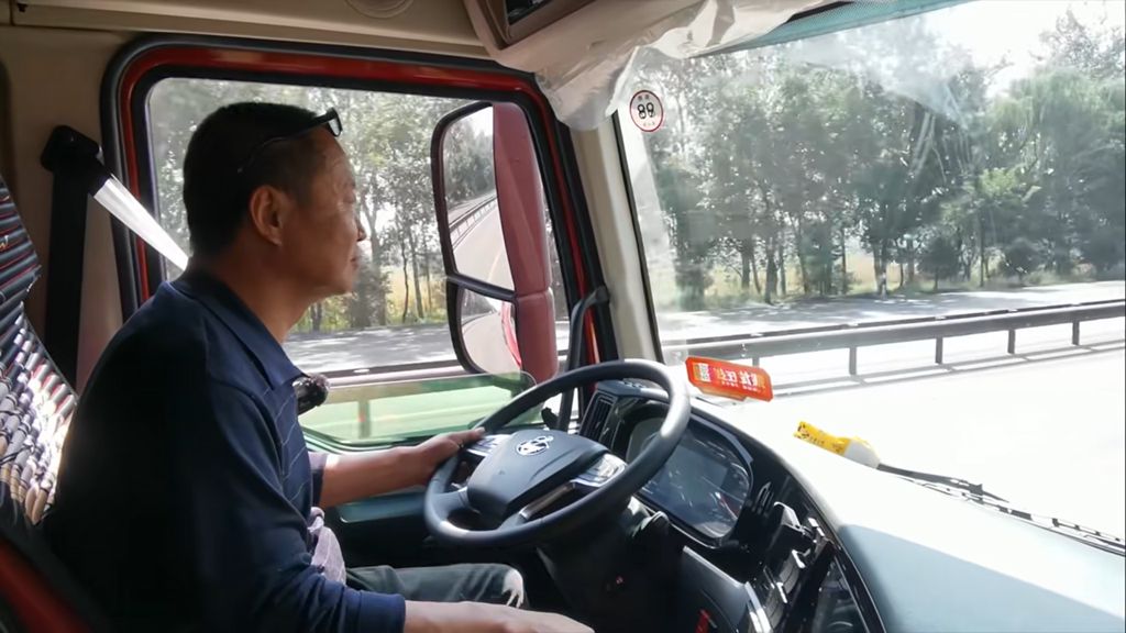 鲜乘老友记 | 每月多挣3000+，申师傅与乘龙H5 LNG的“致富经” - 第5张