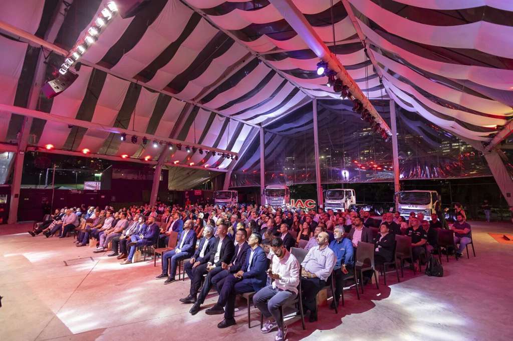 深耕南美，再启新程！江汽集团轻重卡产品正式登陆巴西市场 - 第1张