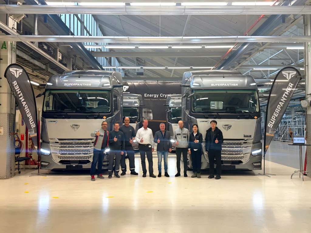 热烈庆祝速豹 eTOPAS 600 首批下线并通过德国标准单车认证！ - 第1张