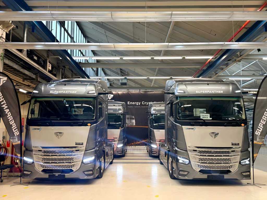 热烈庆祝速豹 eTOPAS 600 首批下线并通过德国标准单车认证！ - 第2张