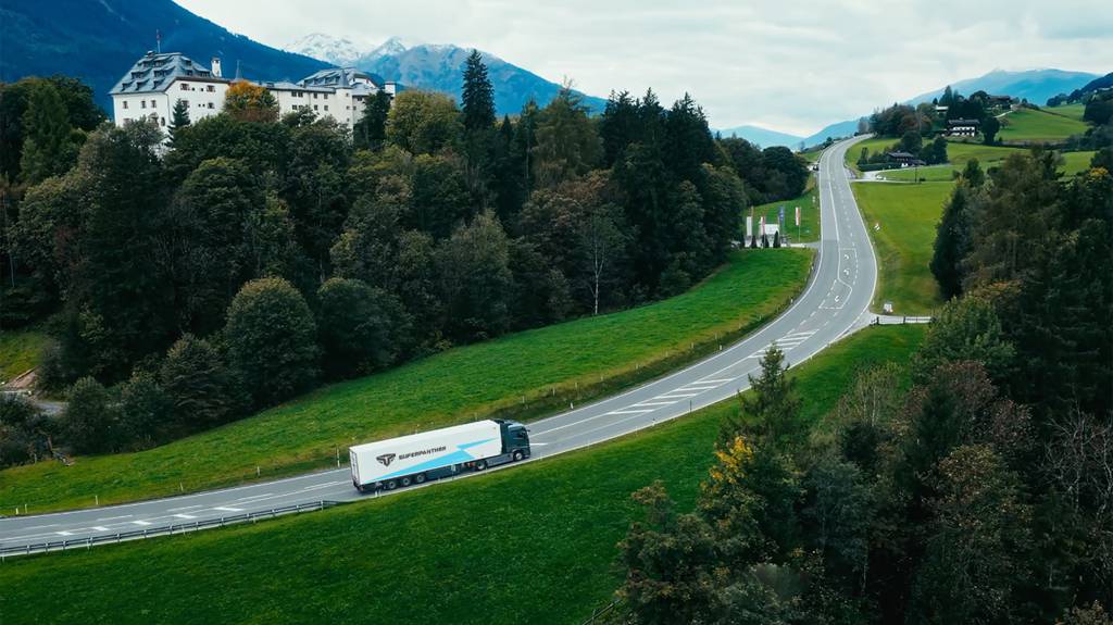 热烈庆祝速豹 eTOPAS 600 首批下线并通过德国标准单车认证！ - 第4张