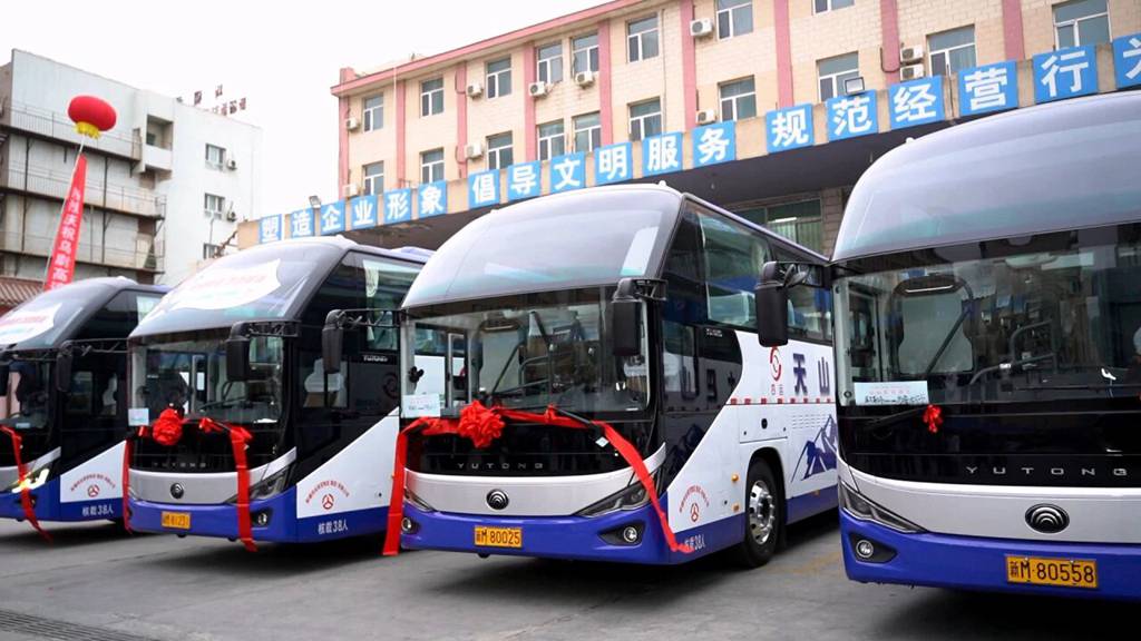 乌尉高速全线通车，宇通担当首发车辆见证历史时刻！ - 第2张