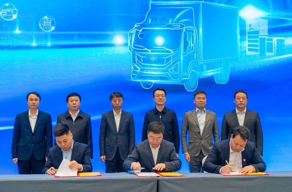 首批100台换电轻卡成功签约！一汽解放携手全路程联合发布全新产品！ - 第6张