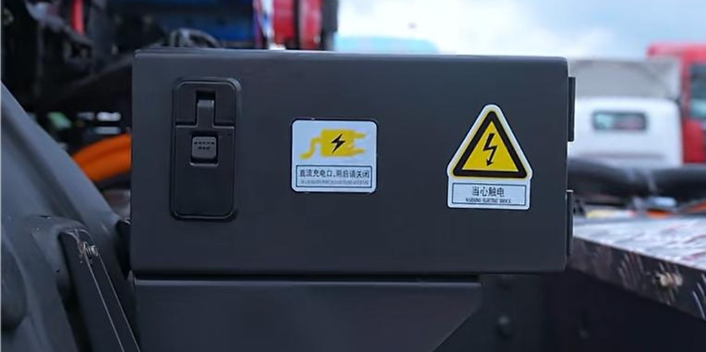 鲜乘直通车 | 纯电版乘龙M3载货车：以硬实力，闯过每一道运营关！ - 第3张