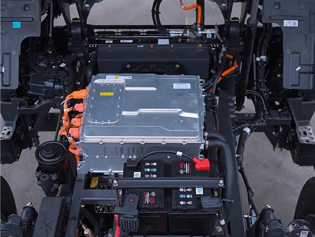 鲜乘直通车 | 纯电版乘龙M3载货车：以硬实力，闯过每一道运营关！ - 第4张