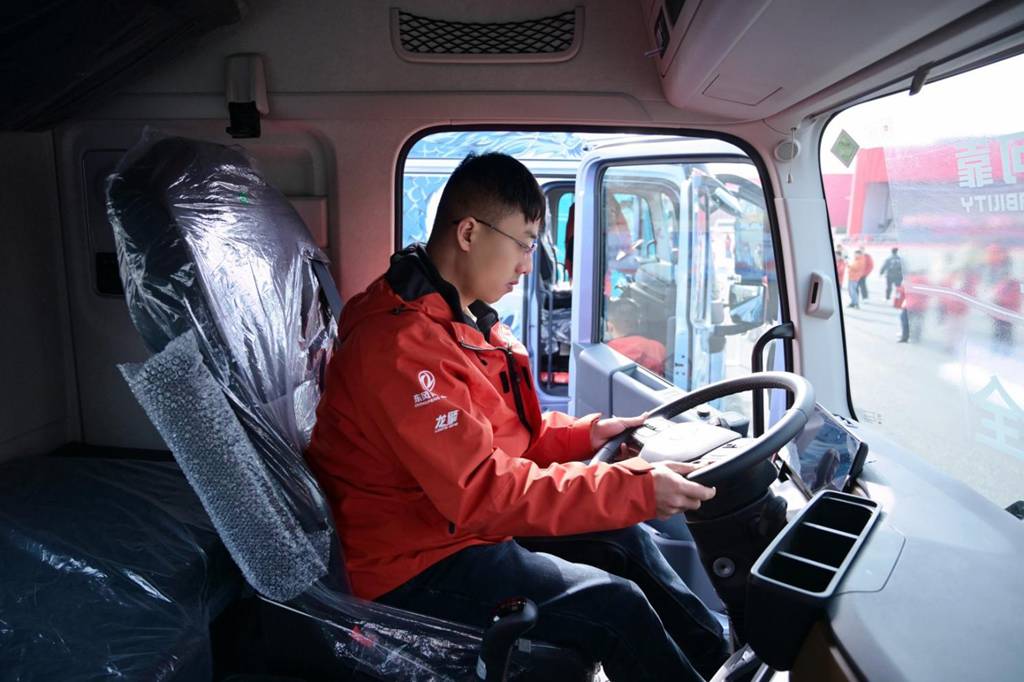 十年归故里 天龙哥俱乐部2026年客户盛典开启东风文化之旅! - 第12张 - 提加商用车网 十年归故里 天龙哥俱乐部2026年客户盛典开启东风文化之旅! - 第12张