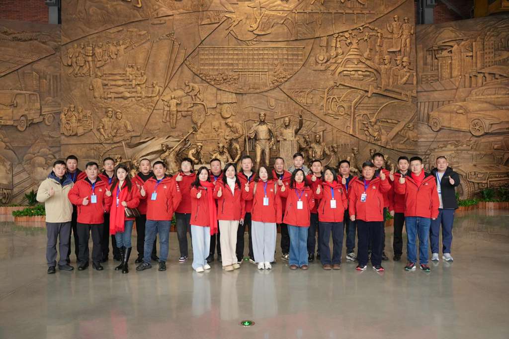 十年归故里 天龙哥俱乐部2026年客户盛典开启东风文化之旅! - 第14张 - 提加商用车网 十年归故里 天龙哥俱乐部2026年客户盛典开启东风文化之旅! - 第14张