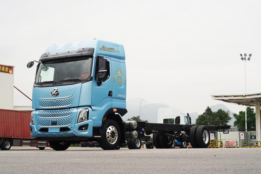 省油自动挡选乘龙！乘龙H7 Pro大单桥打造冷链六边形战士 - 第2张