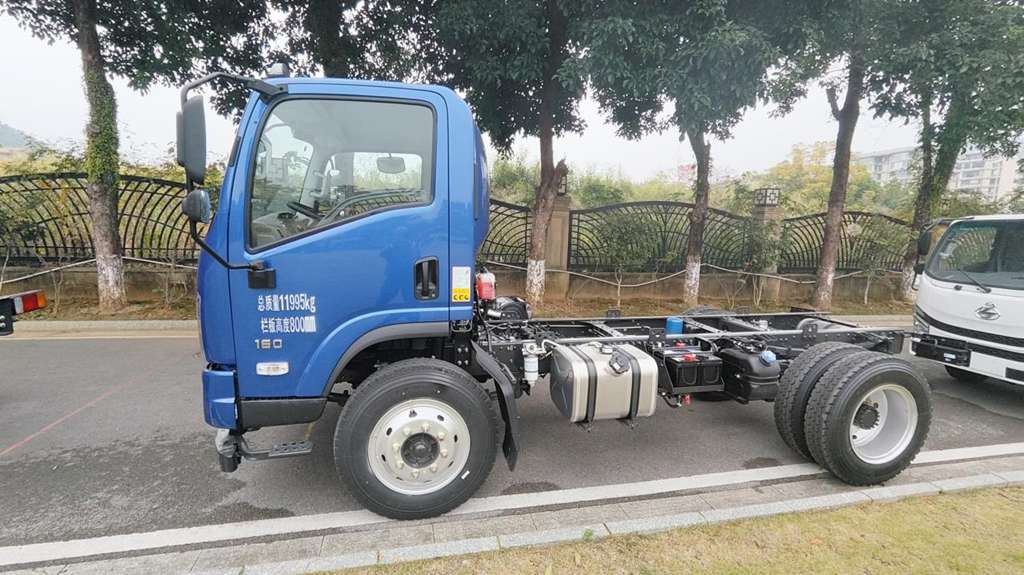 多拉快跑轻松赚，乘龙L2自卸车助卡友城乡运输赚不停 - 第2张