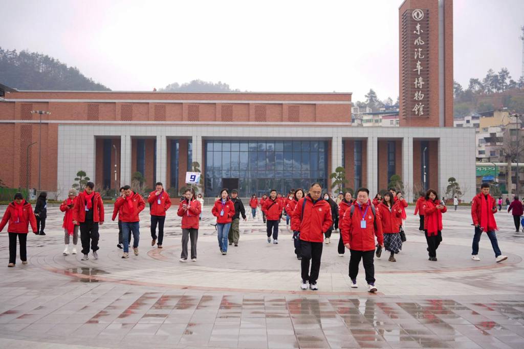 十年归故里 天龙哥俱乐部2026年客户盛典开启东风文化之旅! - 第2张 - 提加商用车网 十年归故里 天龙哥俱乐部2026年客户盛典开启东风文化之旅! - 第2张