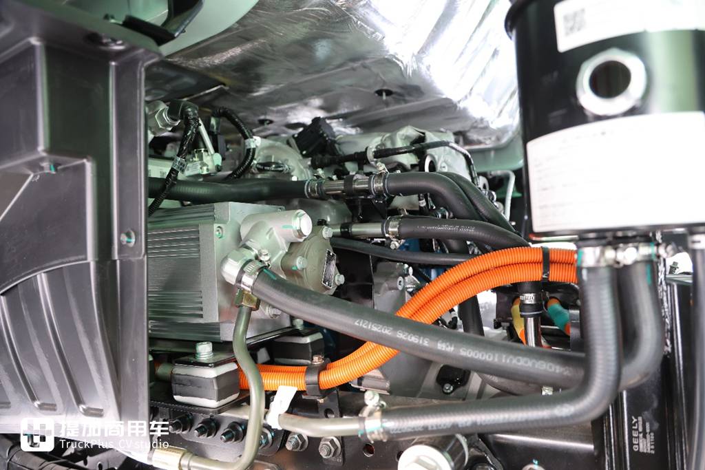 又有车企停止油车业务!汉马科技转型新能源首款力作—远程X7M 1200度液态新能源重卡实拍 - 第2张 - 提加商用车网 又有车企停止油车业务!汉马科技转型新能源首款力作—远程X7M 1200度液态新能源重卡实拍 - 第2张