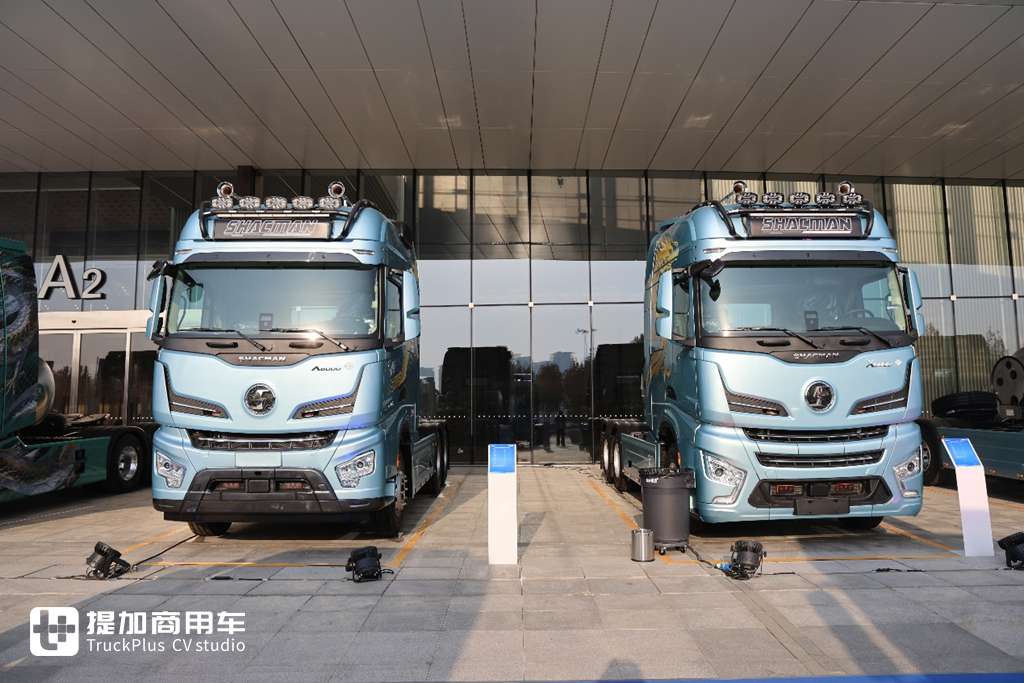 陕汽德龙X6000也有复合版了,还是720马力燃气车型,外观也配更好看的改装件了! - 第3张 - 提加商用车网 陕汽德龙X6000也有复合版了,还是720马力燃气车型,外观也配更好看的改装件了! - 第3张