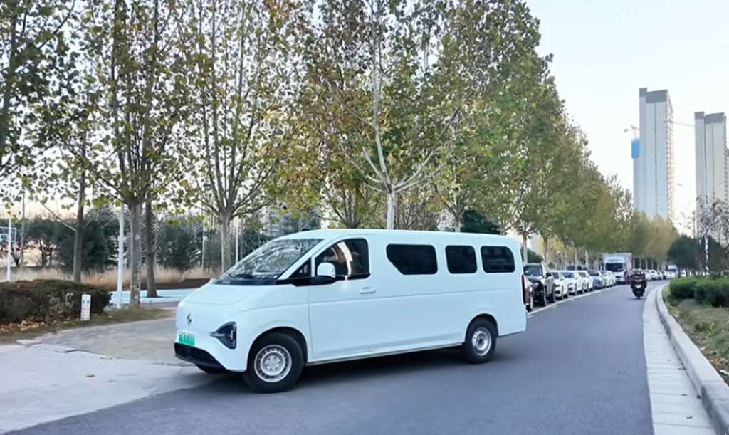 VAN车推荐：东风睿立达V8E，值得购买的城配利器！ - 第4张