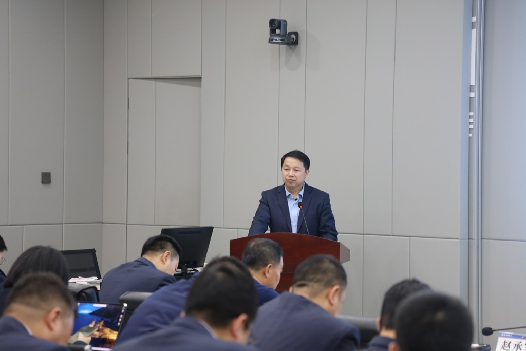开年谋超越 勇攀新高峰 ——销售公司召开2025年监管干部述职暨2026年工作部署大会 - 第2张